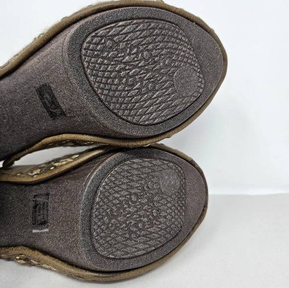 Muk Luks Heeled Mule Clog Sz 7 Kameryn Block Heel Studded Sides Faux Fur Studded - Picture 10 of 14